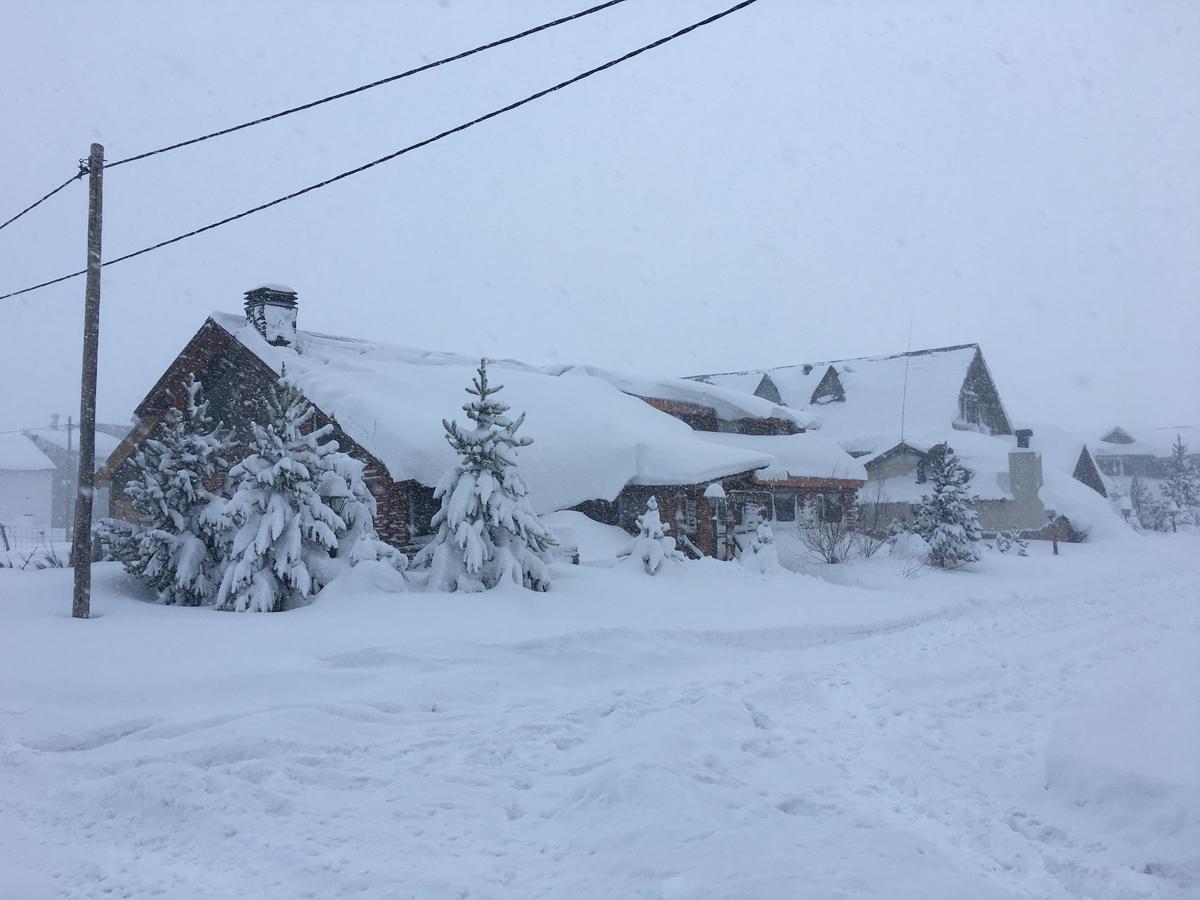 Hotel Hostería de Montaña los Duendes del Volcán Caviahue Exterior foto